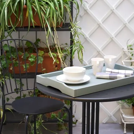 Gatu Alameda Apartman *