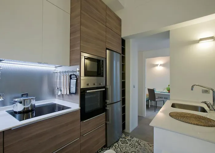 Gatu Alameda Apartman *