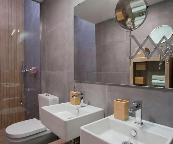 Gatu Alameda Apartman *